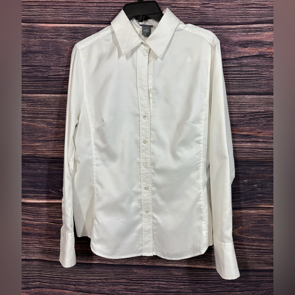 EUC Ann Taylor White Cotton Dress Shirt